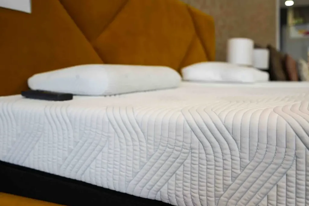 Memory Foam vs. Hybrid Mattresses: Which One Is Right for You?